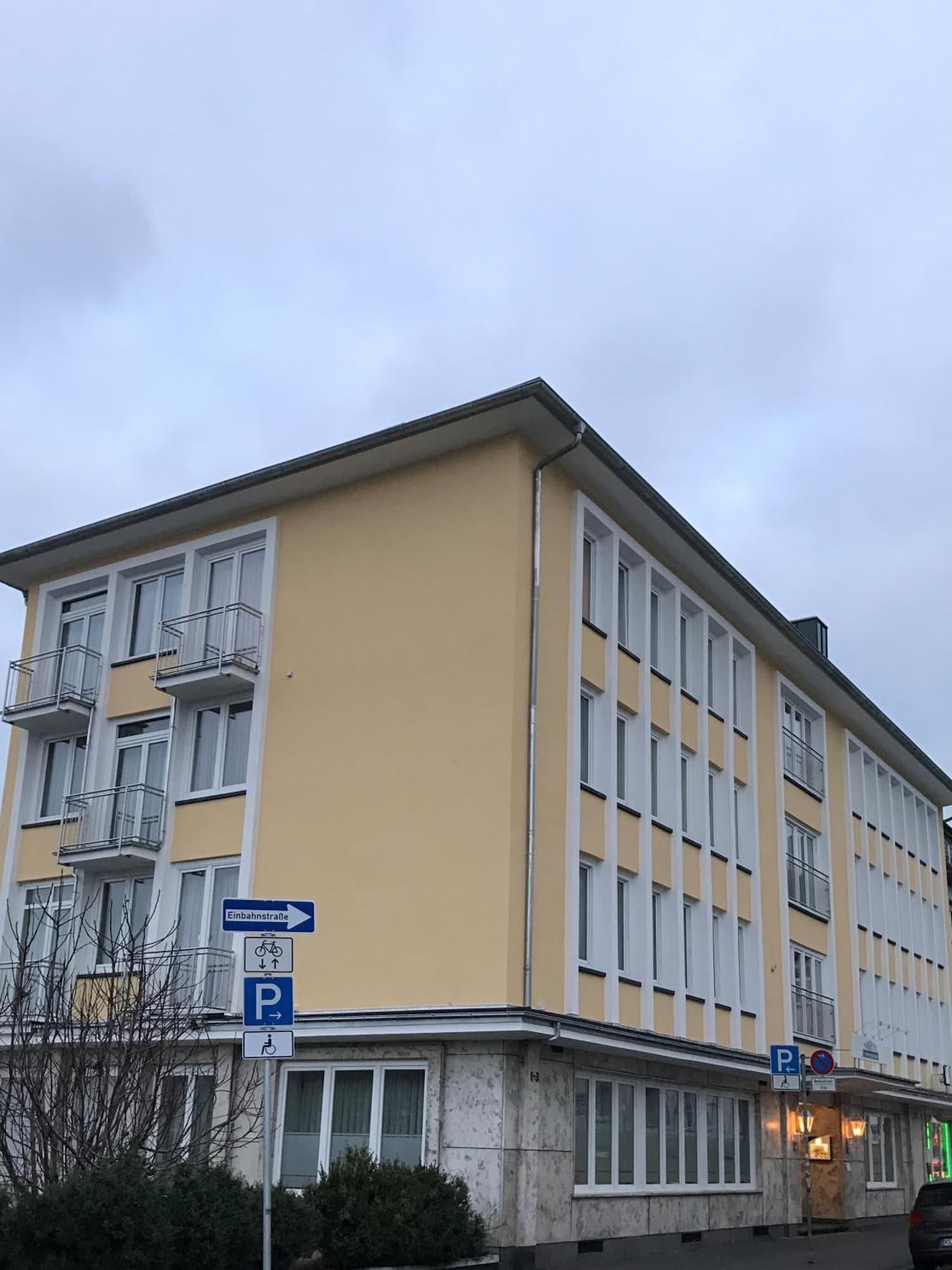 Vista Exterior Parkhotel Friedrichstraße