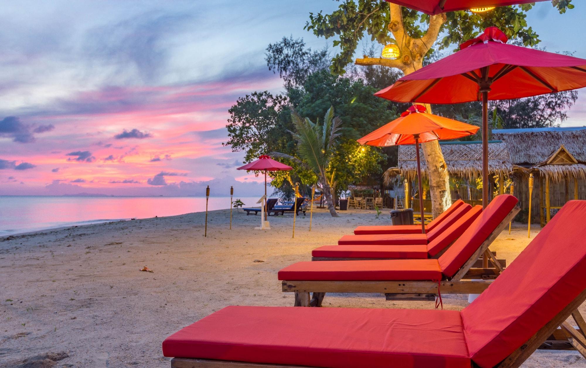 Playa La Plage Resort & Beach Club