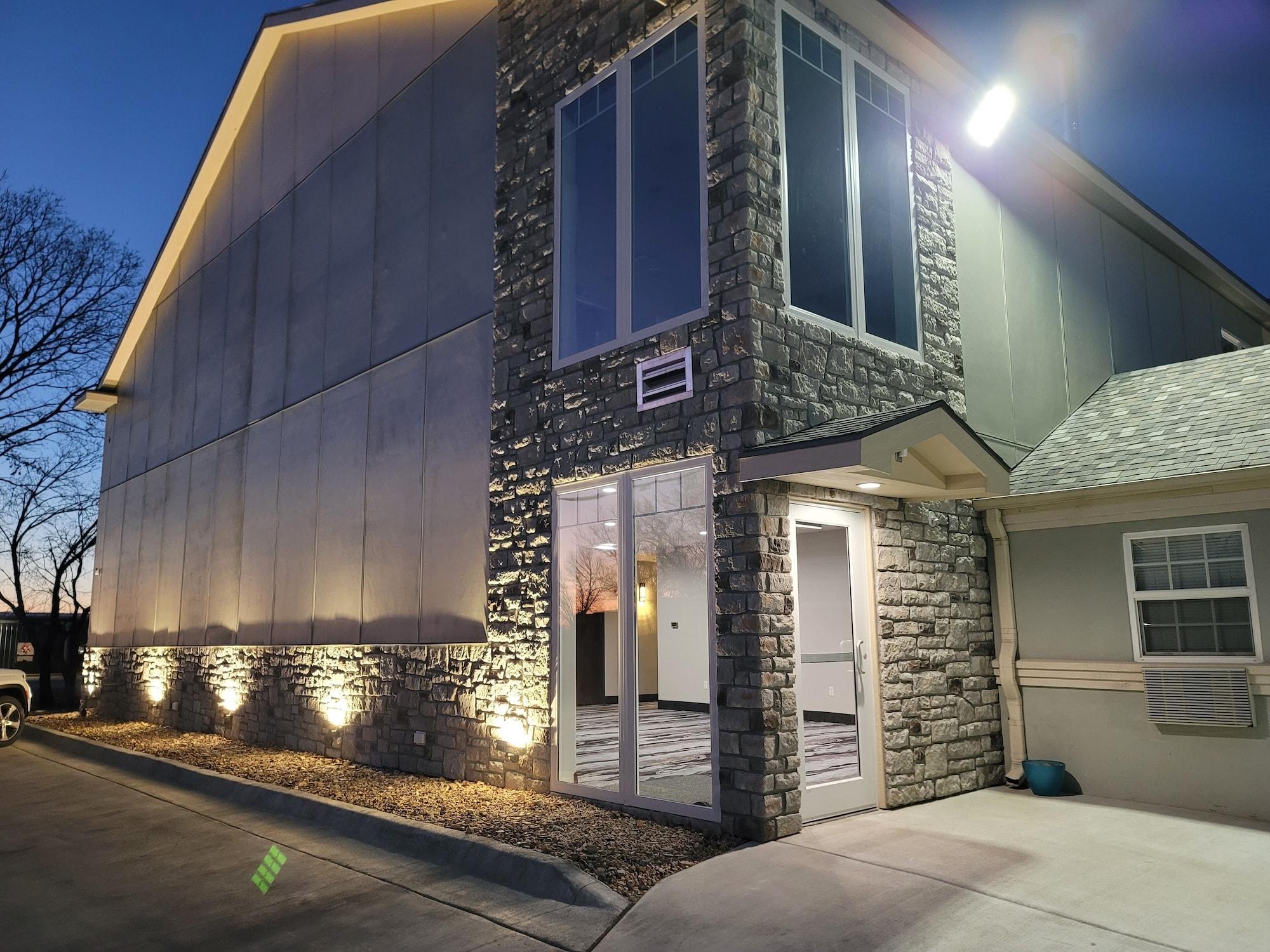 Varios Best Inn Motel