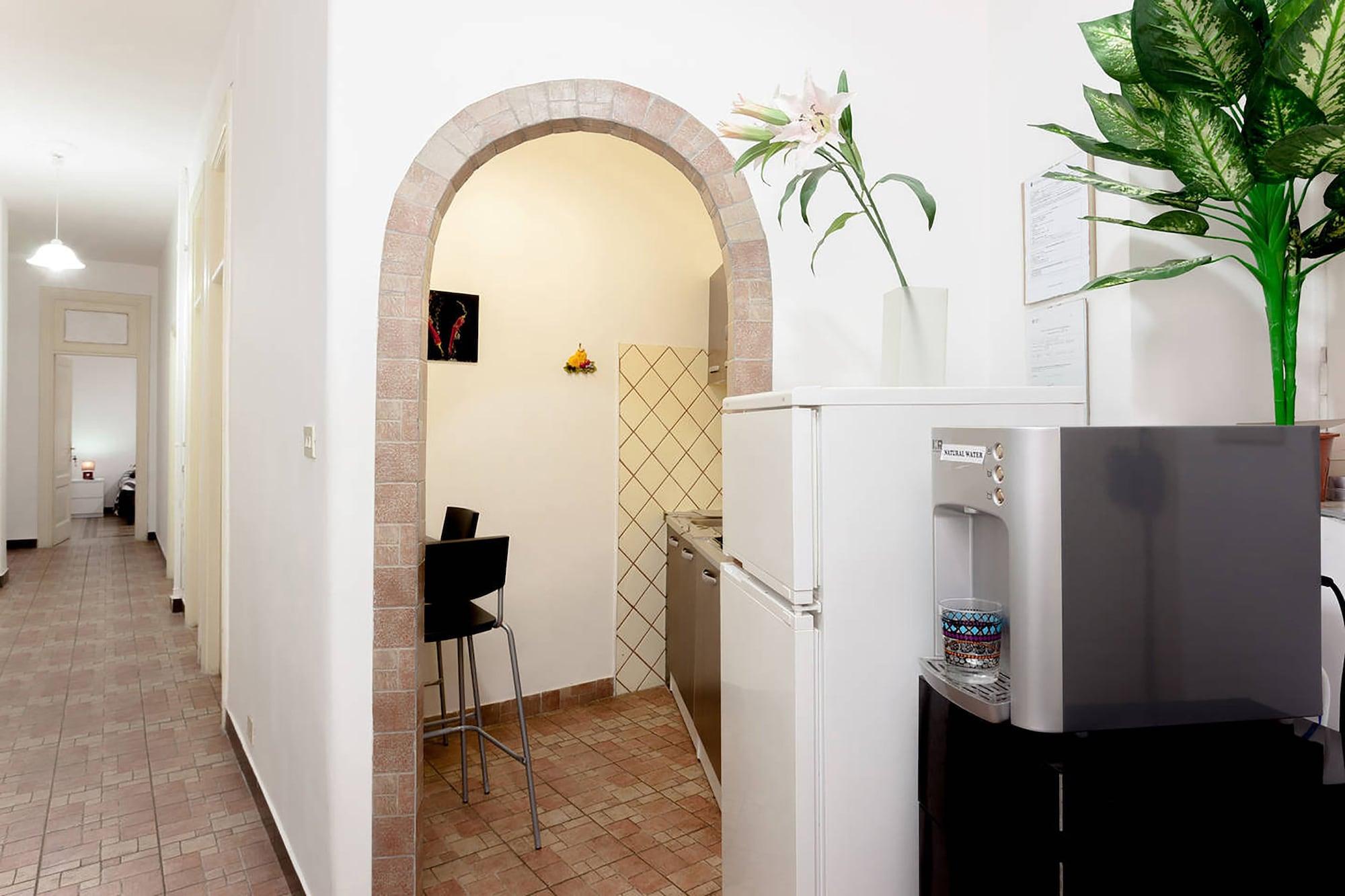 Vista Lobby Hosting Flats