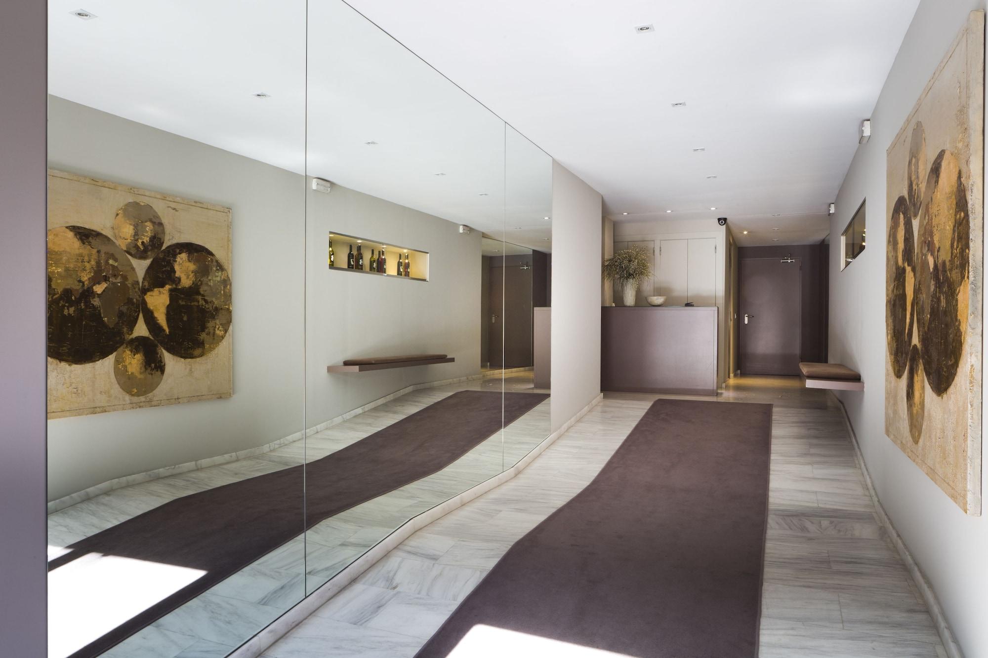 Vista Lobby Apartments Rambla 102