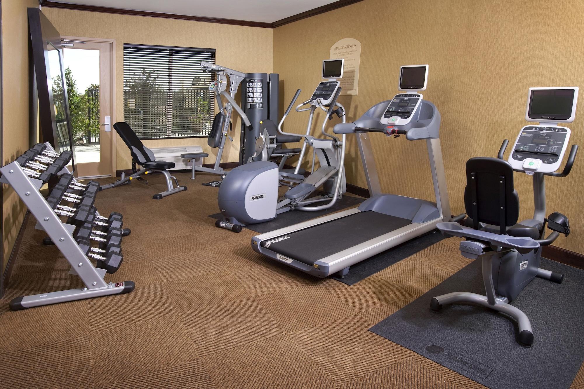 Gimnasio Ayres Suites Ontario at the Mills Mall - Rancho Cucamonga