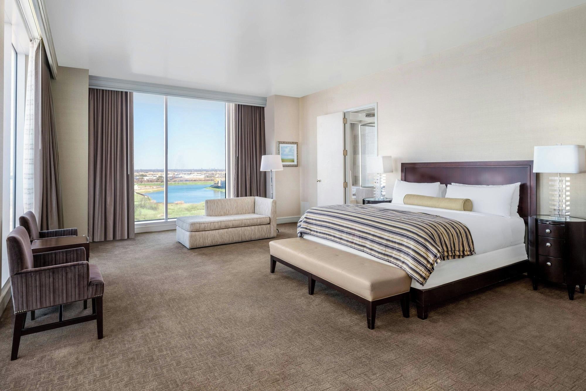 Habitación Renaissance Dallas North Hotel