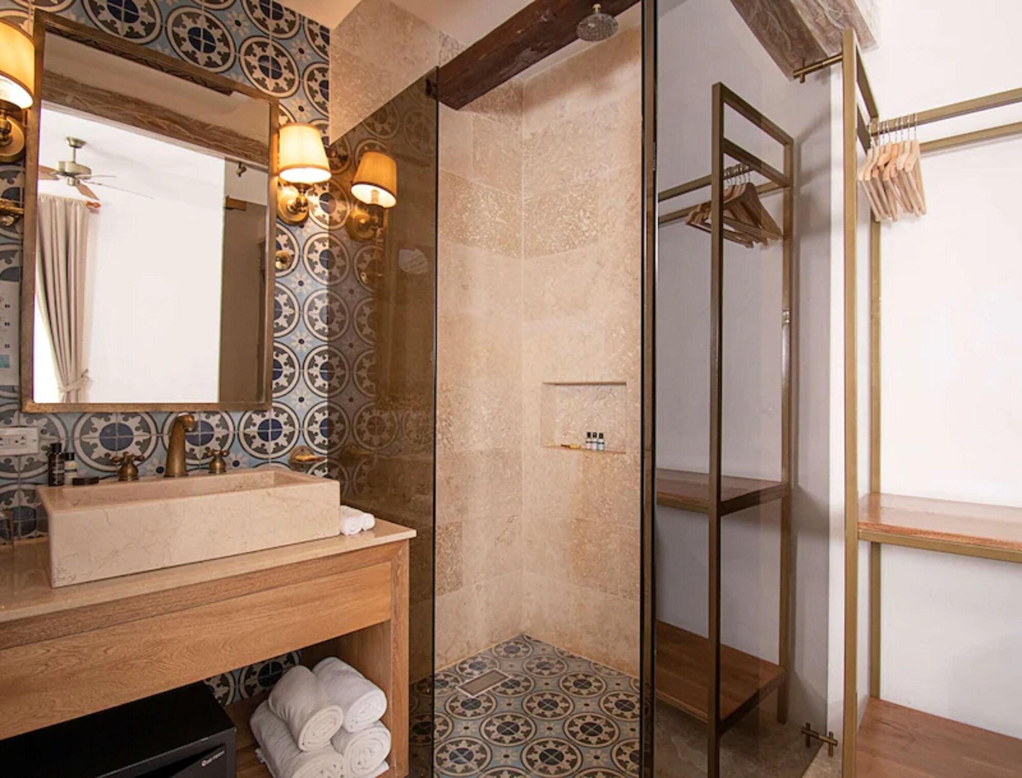 Equipamiento de Habitación Hcf-kbf Boutique Hotel Room In The Historic Center With Pool And Wifi