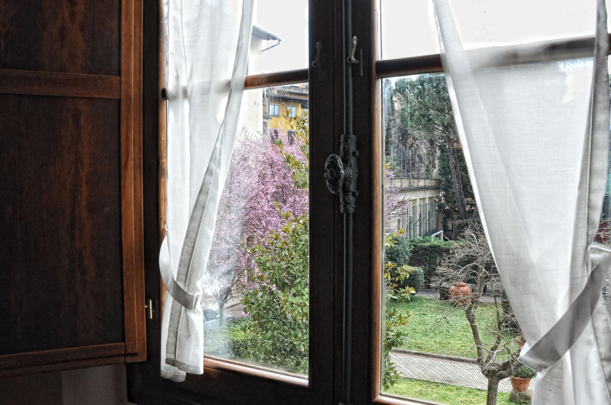 Equipamiento de Habitación Foresteria Valdese di Firenze - Casa per Ferie