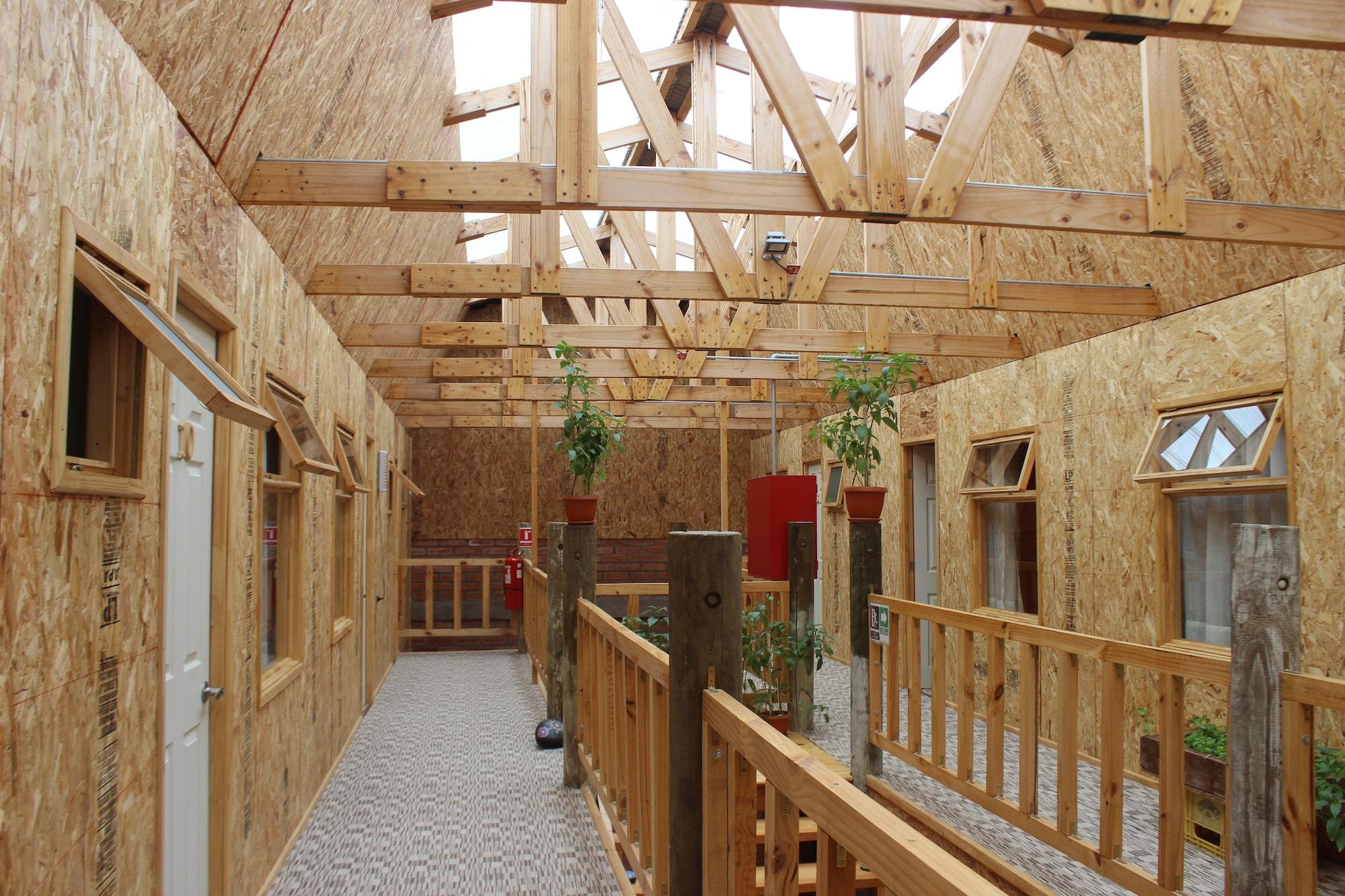 Varios Hostal Baquedano
