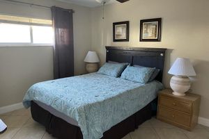 Alquiler Vacacional - OCEANSIDE RETREAT*STEPS FROM THE BEACH*HEATED POOL