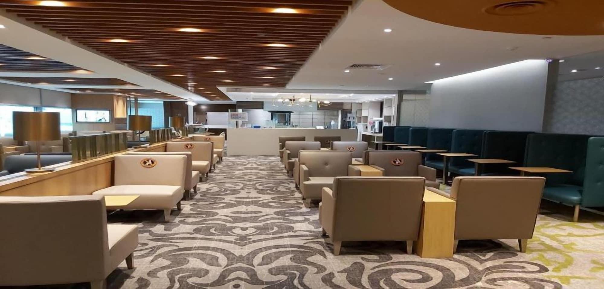 Bar/Salón Ambassador Transit Lounge Singapore T3
