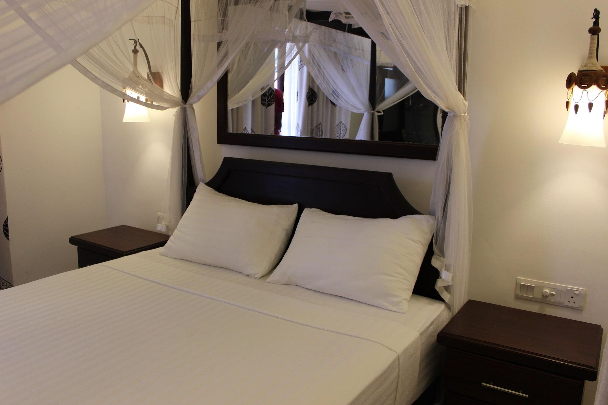 Set de Habitación Kandy Waters Hotel