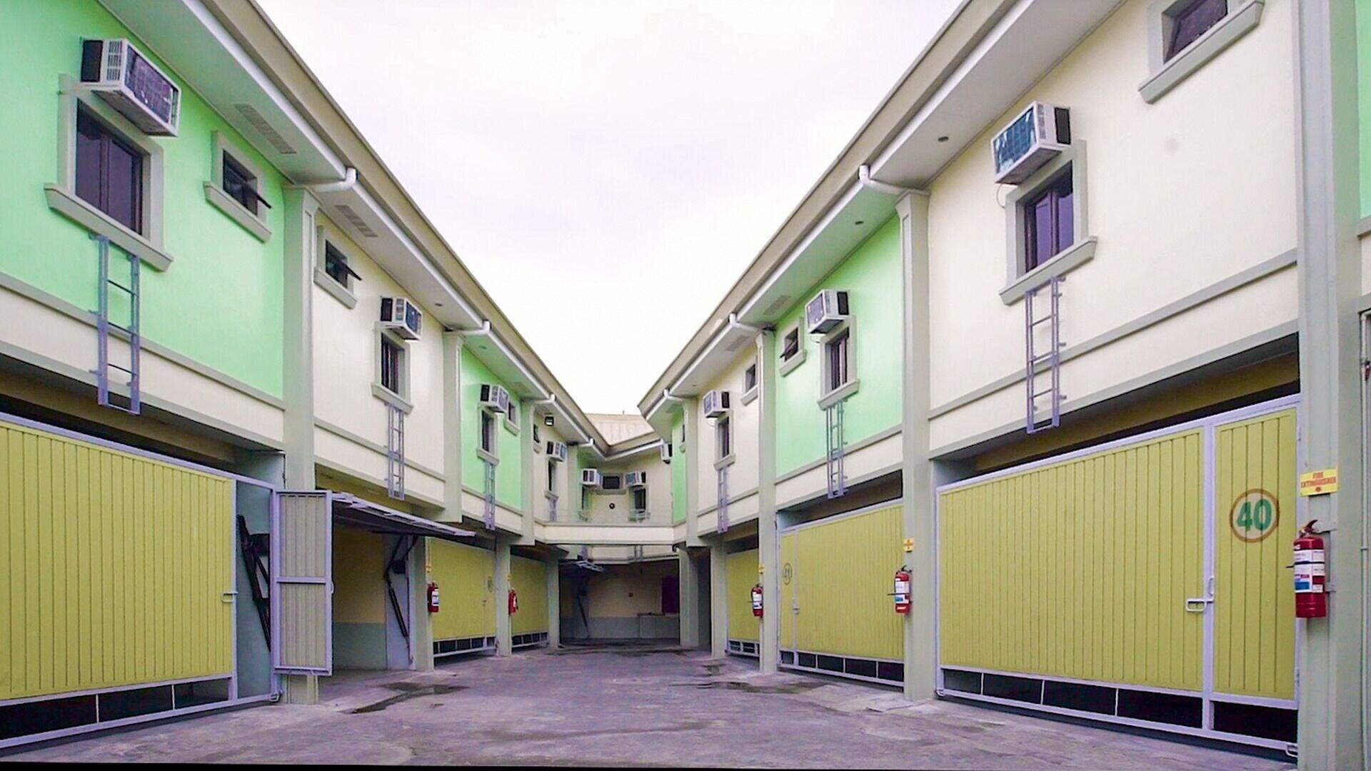 Vista Exterior One Serenata Hotel Bacoor