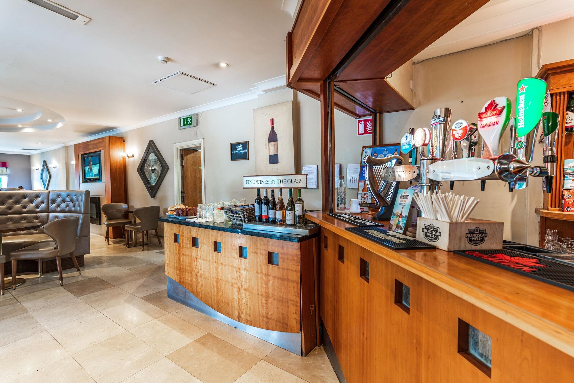 Bar/Salón Wilton Hotel Bray