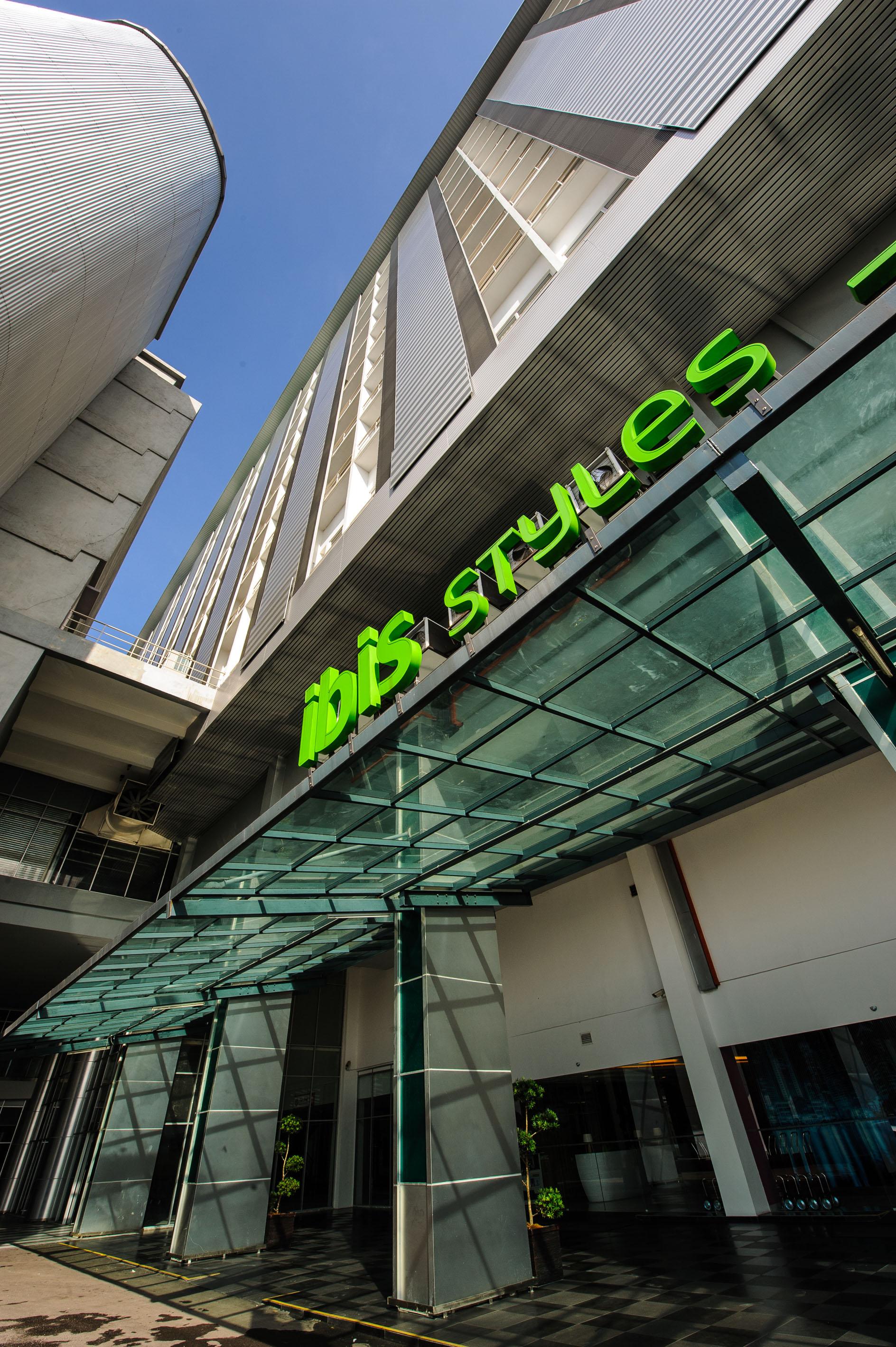 Vista Exterior ibis Styles Kuala Lumpur Fraser Business Park
