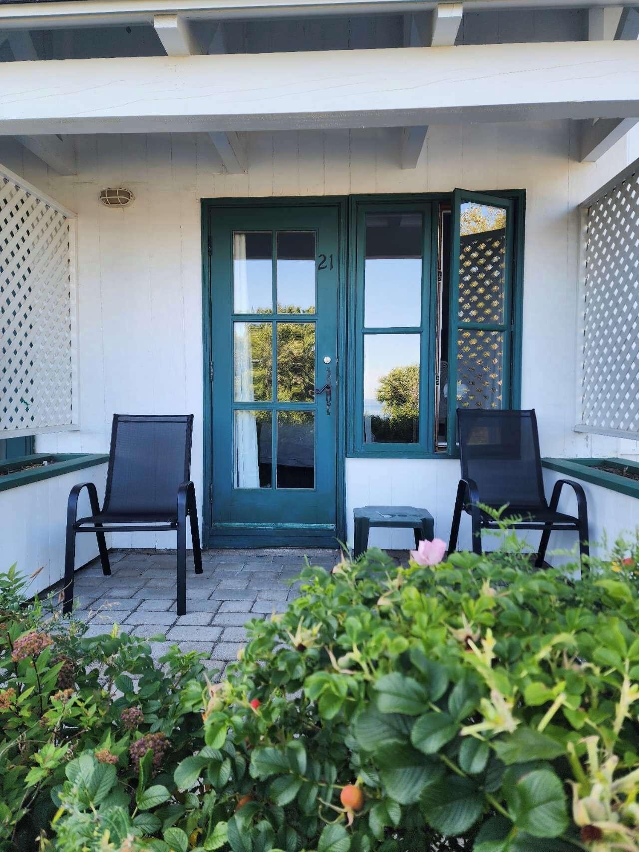 Varios Auberge des Nuages