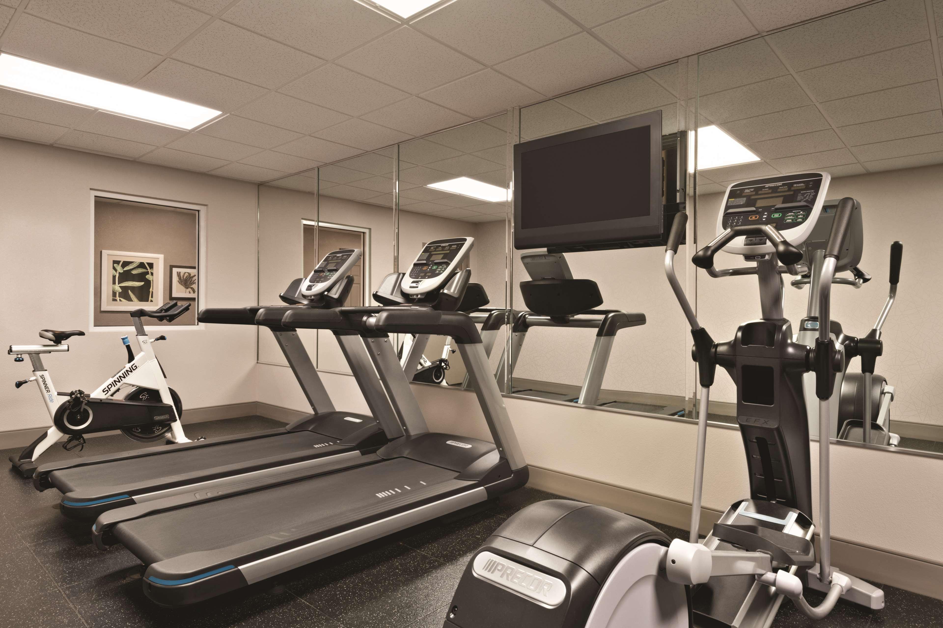 Gimnasio Country Inn & Suites by Radisson, Bradenton-Lakewood Ranch, FL