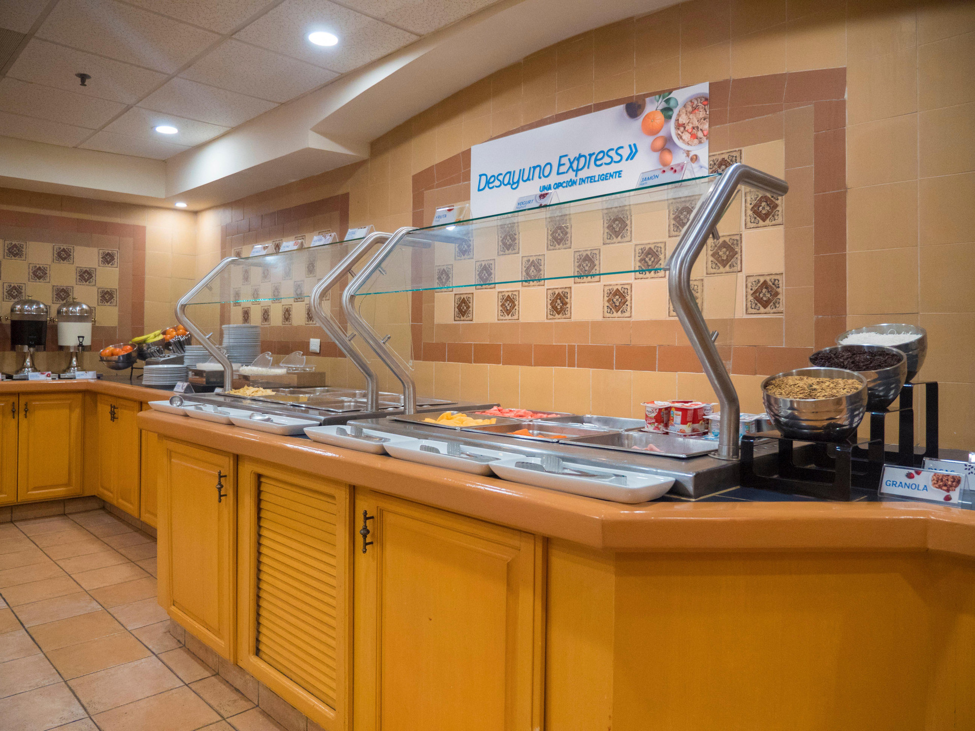 Restaurant Holiday Inn Express Tecnológico Monterrey by IHG