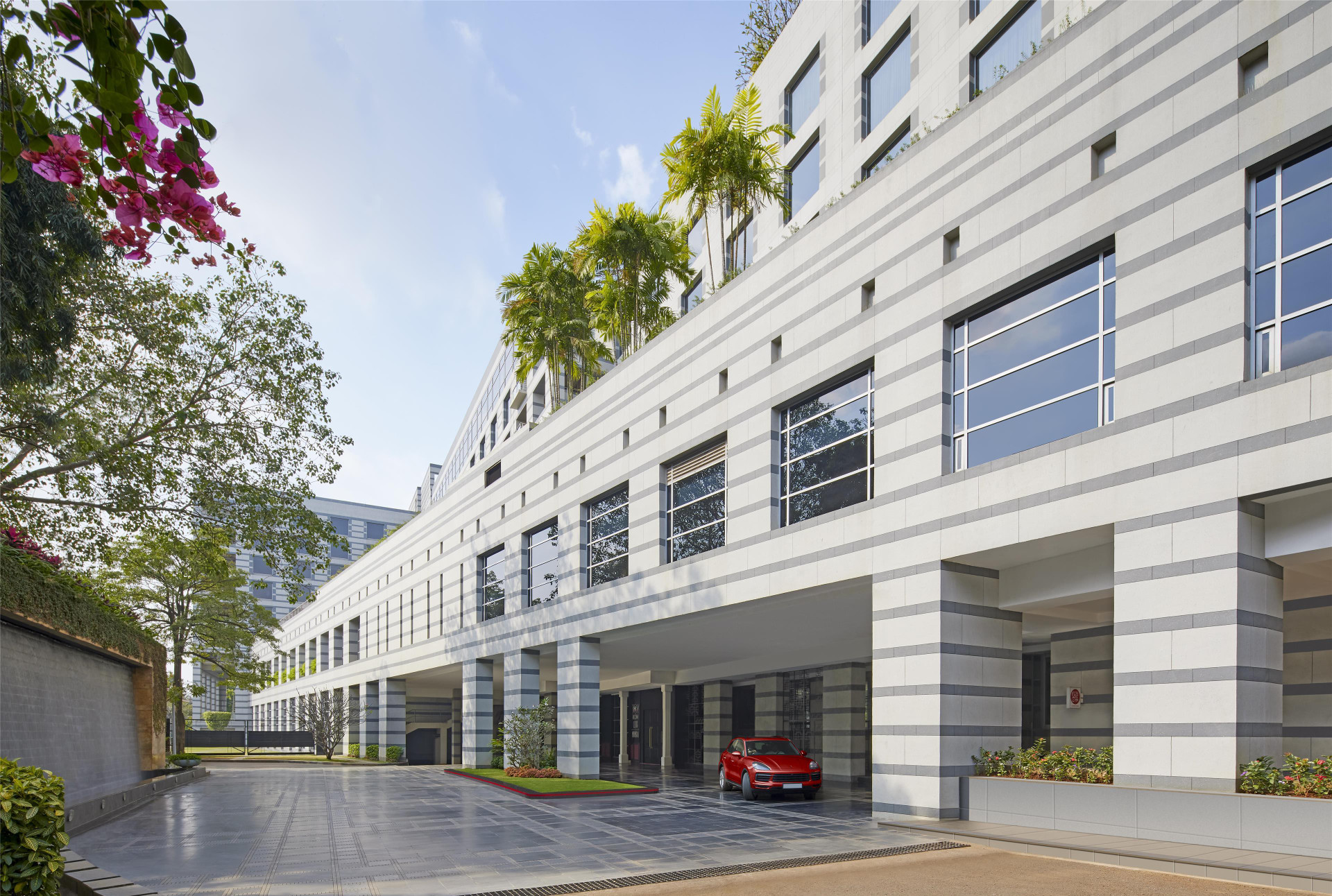 Vista Exterior Grand Hyatt Mumbai Hotel and Serviced Apartments