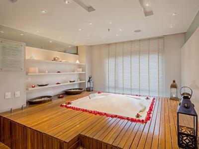 Hotel Casa Dann Carlton Hotel & Spa