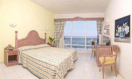 Hotel Neptuno by null