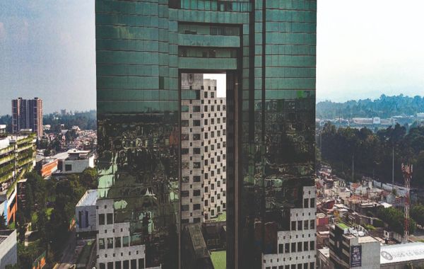 Tikal Futura Hotel & Convention Center
