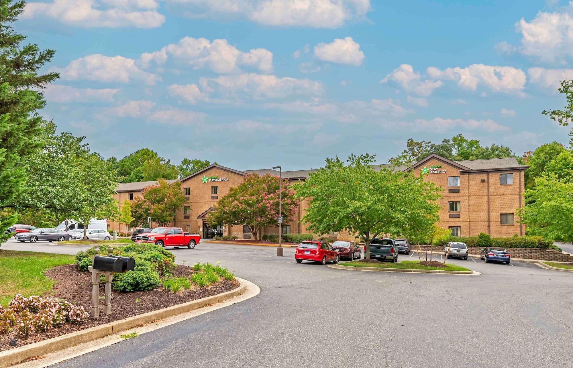 Vista Exterior Extended Stay America Select Suites Richmond Innsbrook