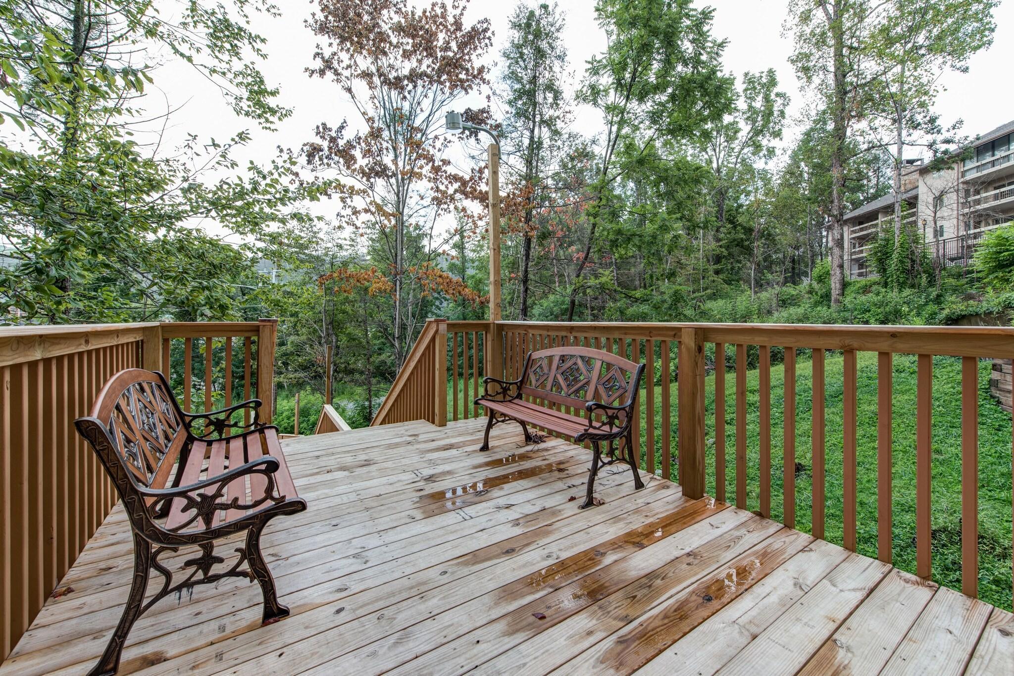 Vista Exterior Laurel Inn Condominium