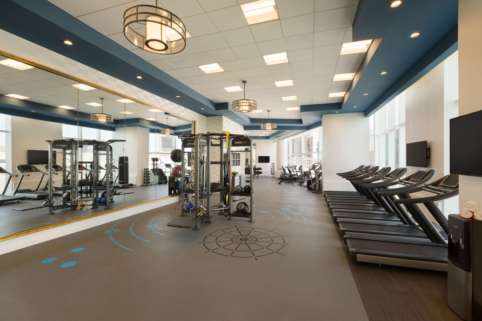 Gimnasio Fairmont Austin Gold Experience