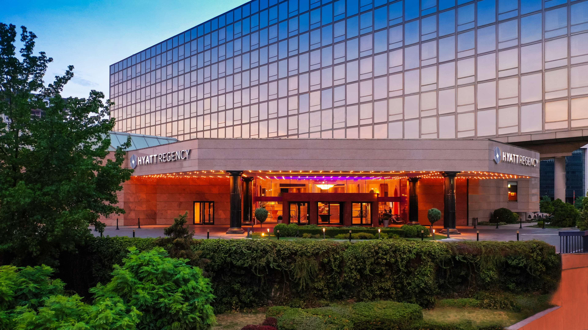 Vista Exterior Hyatt Regency Belgrade