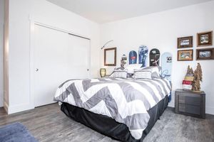 Alquiler Vacacional - Whitefish Lakefront 3 BR Penthouse, 5 min from downtown, view of Big Mountain