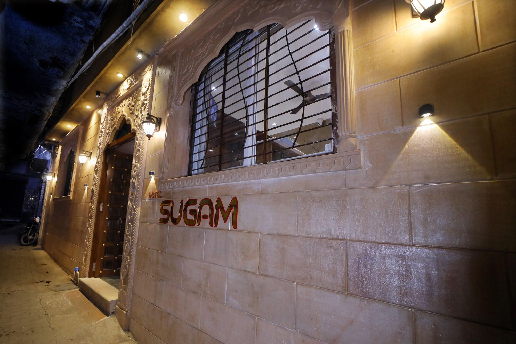 Vista Exterior The Sky Imperial Hotel Sugam