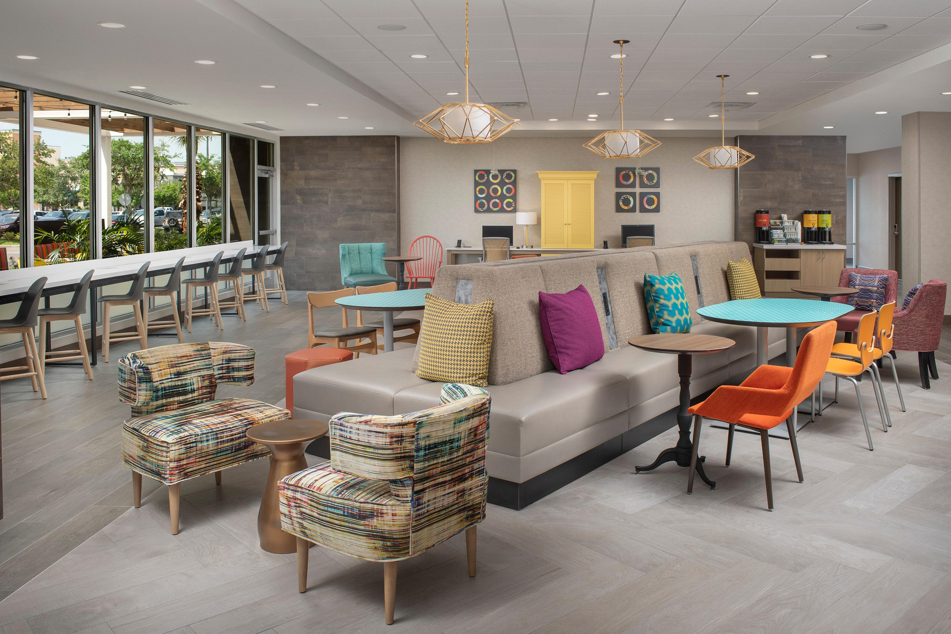 Vista Lobby Home2 Suites by Hilton Miami Doral West Airport