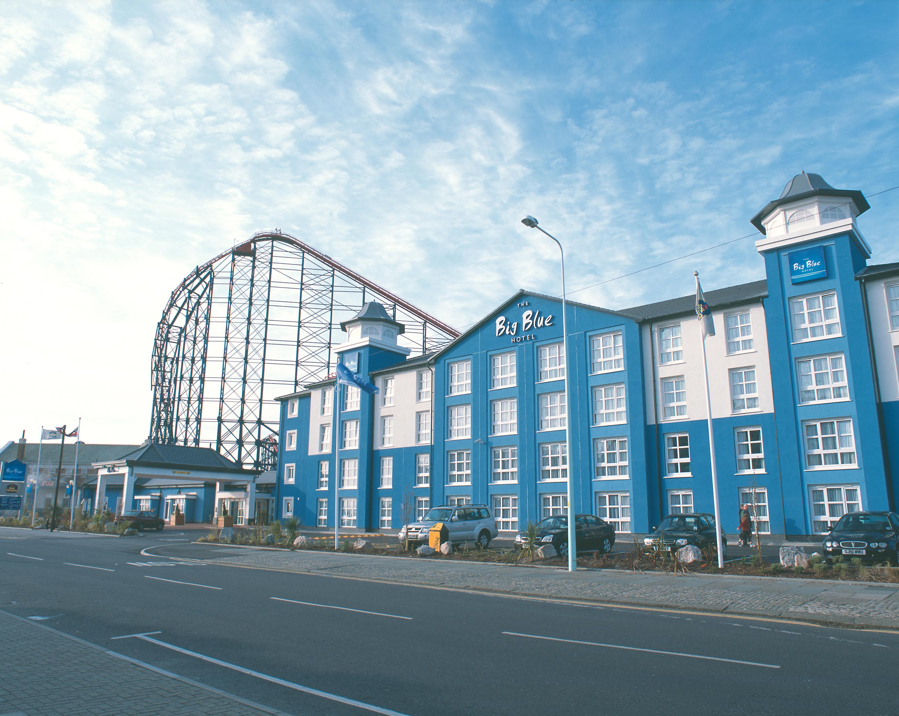Vista Exterior Big Blue Hotel