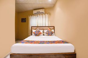 Alojamiento - FabHotel Grand Palace