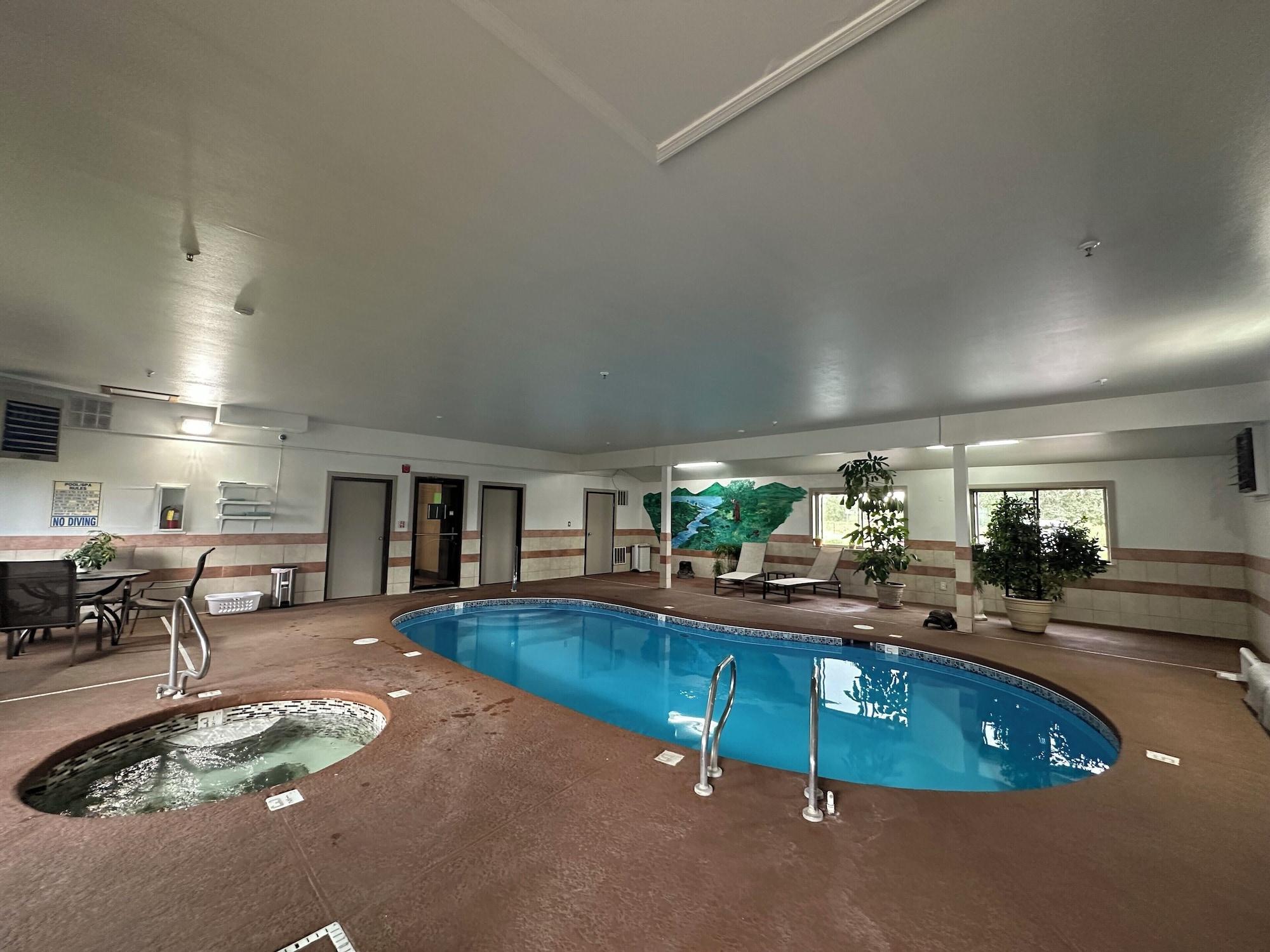Spa Alpine Inn & Suites