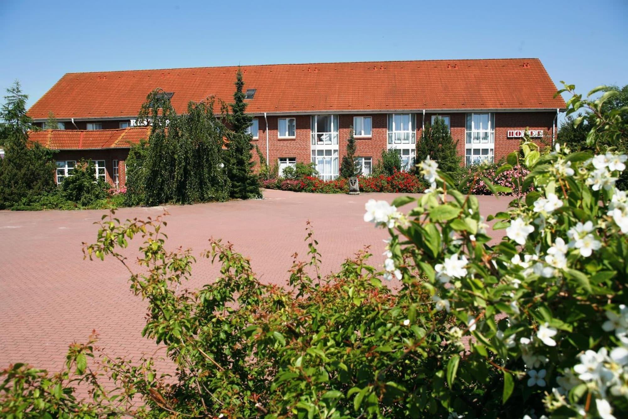 Vista Exterior Hotel Weide