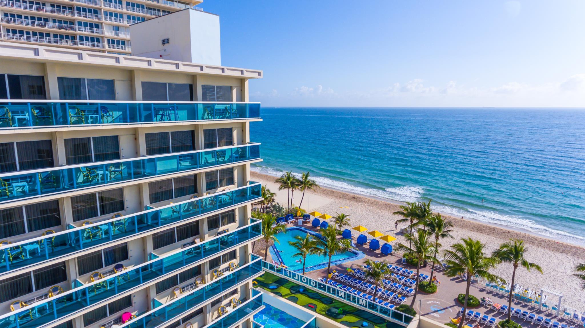 Vista Exterior Ocean Sky Hotel and Resort