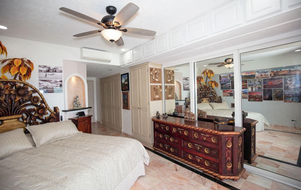 Beach Front Luxury at the Bay View Grand - Location! Location! Location! - Hoteles con parque acuático en Puerto Vallarta, México