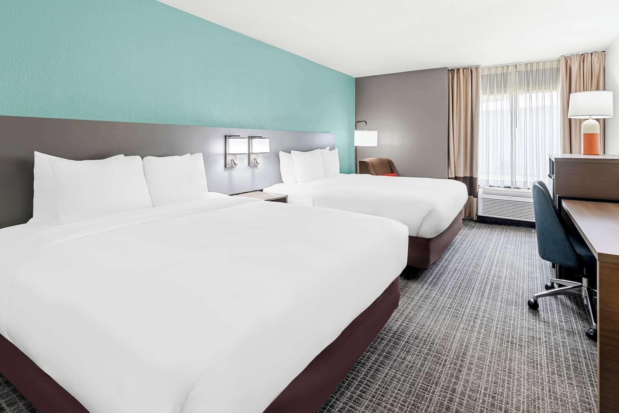 Habitación Comfort Inn near Great Smoky Mountain National Park