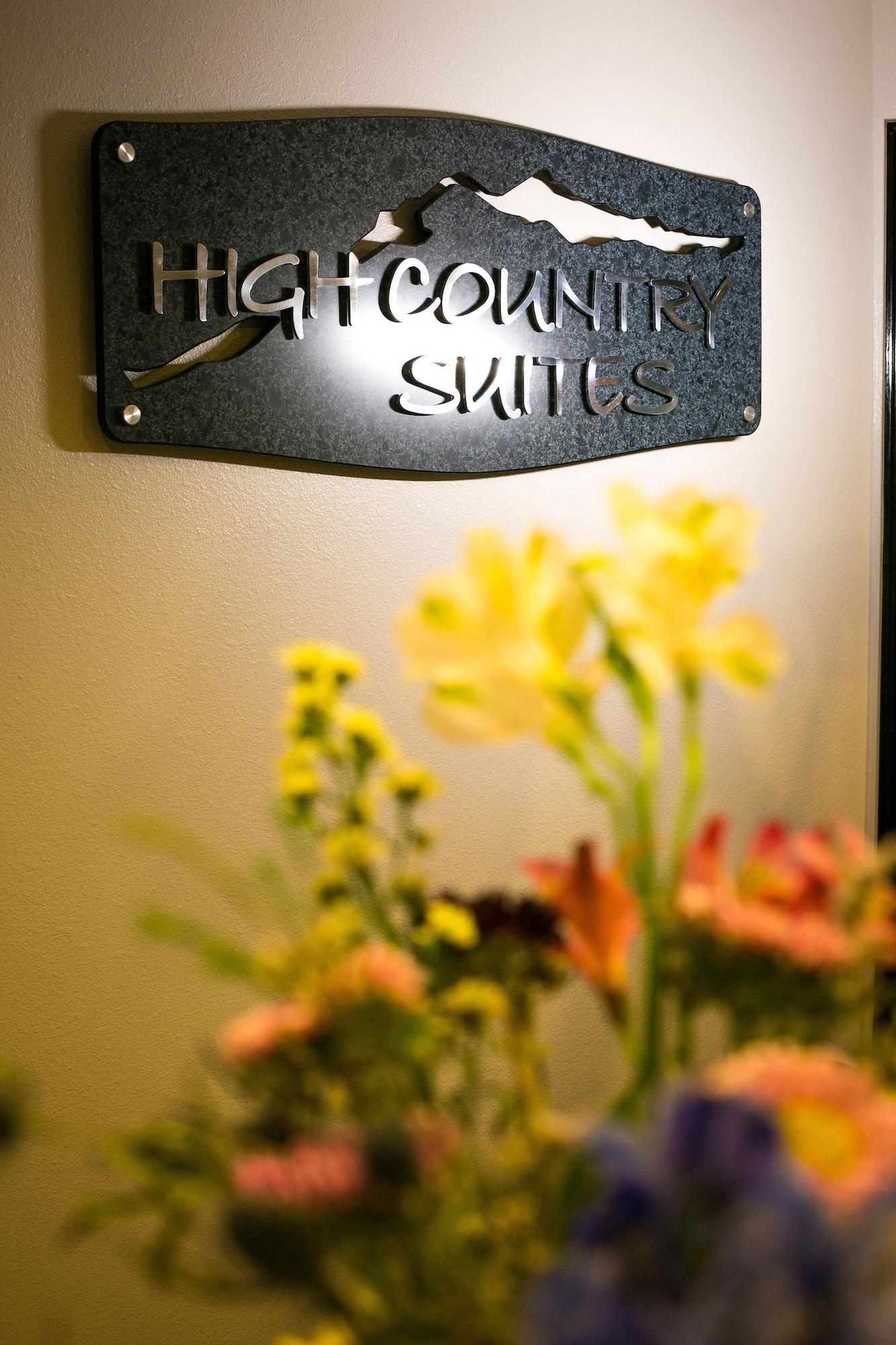 Vista Lobby High Country Suites