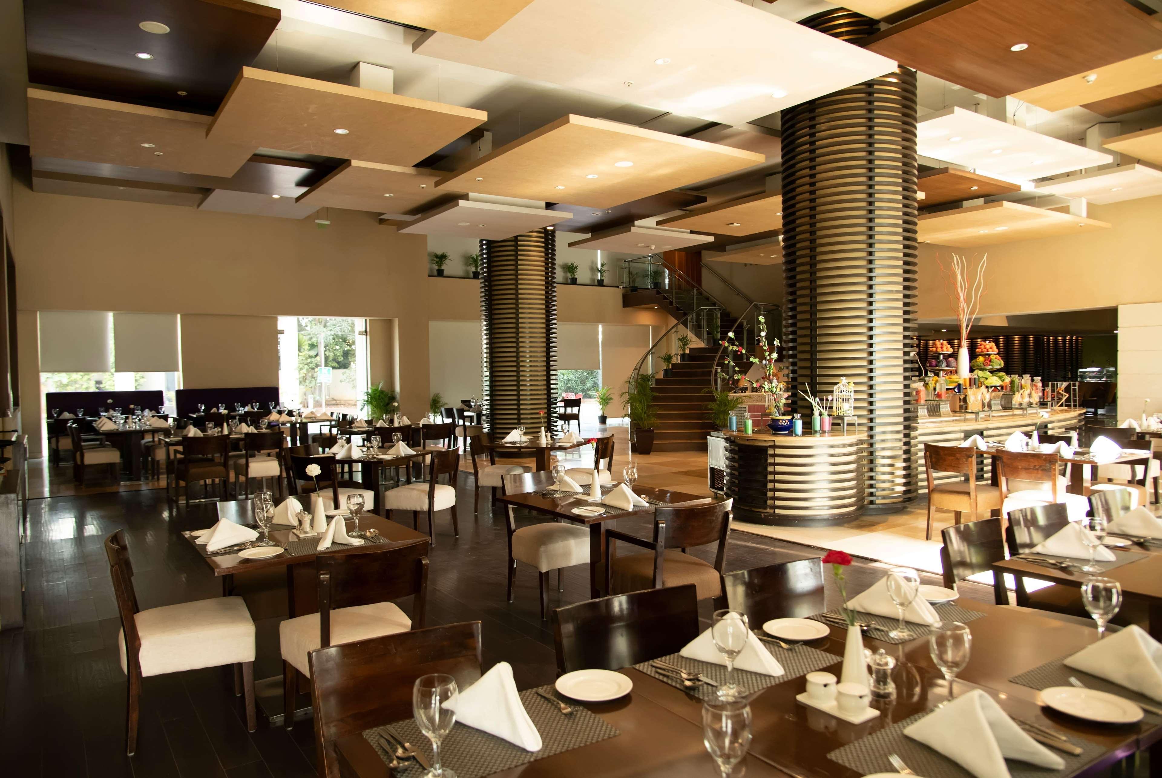 Restaurant Ramada Plaza by Wyndham Pune Hinjewadi