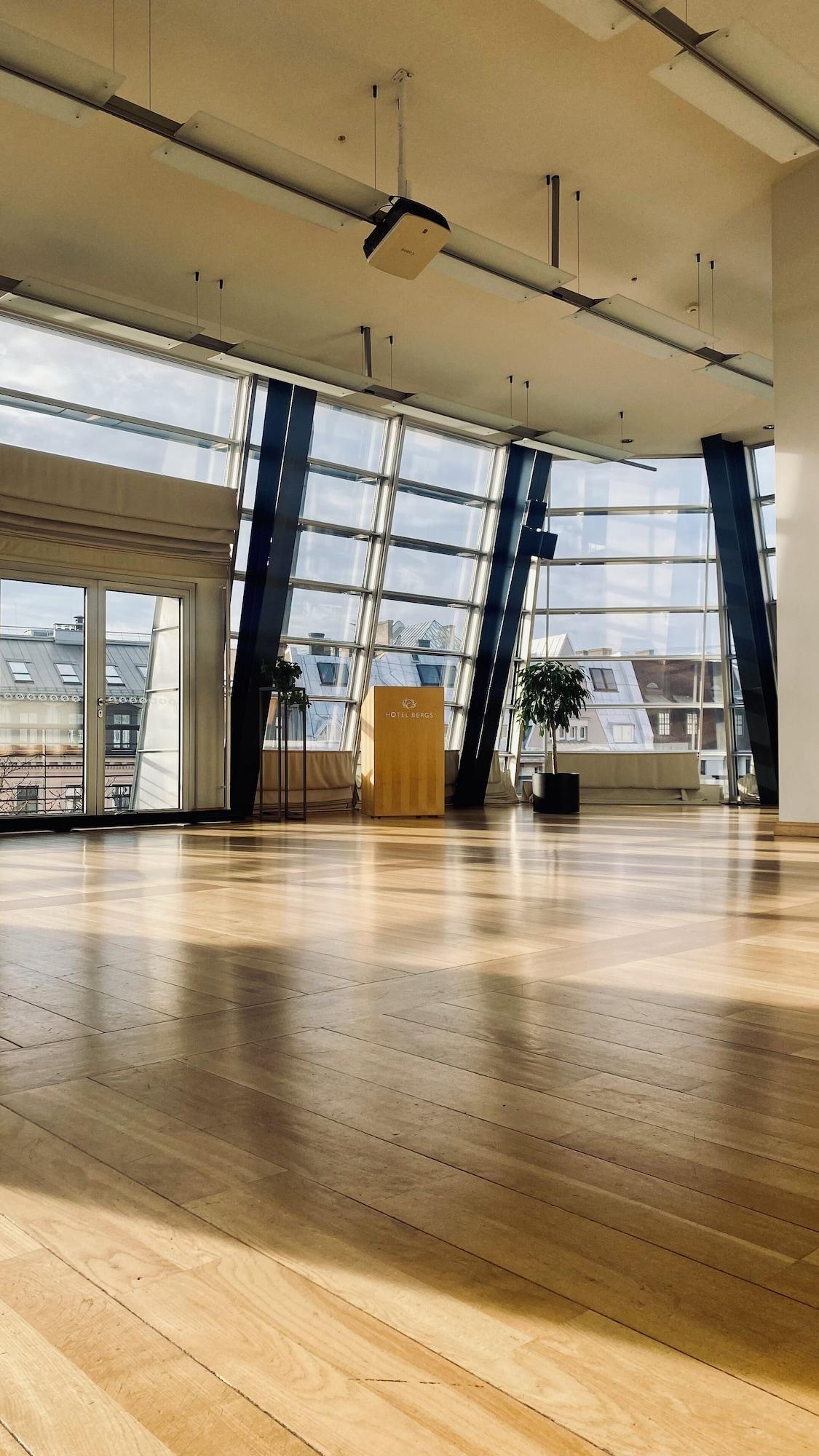 Sala de Reuniones Hotel Bergs Suites