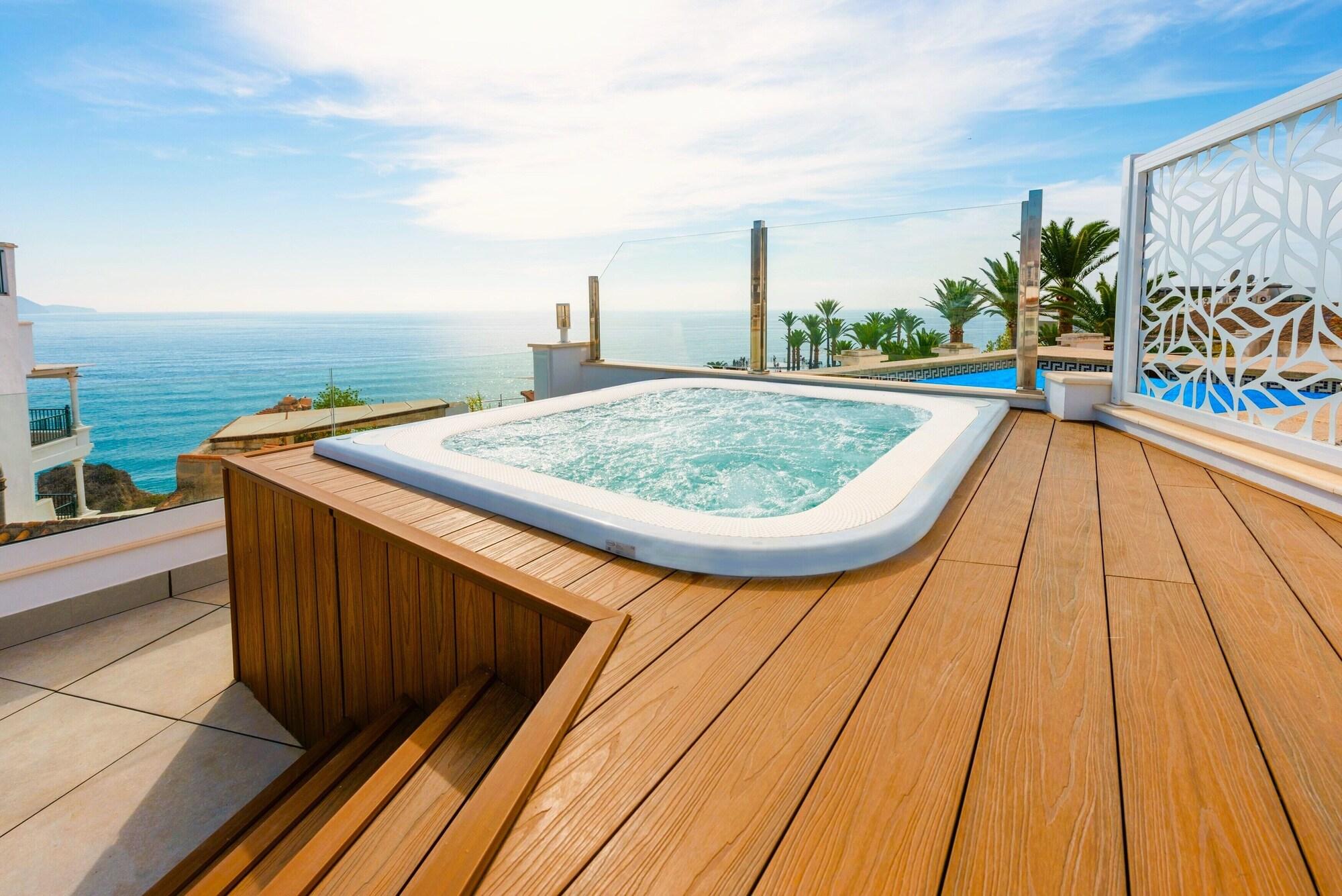 Varios HC Calahonda Beach Nerja