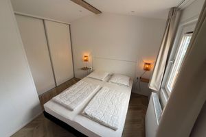 Alojamiento - Luxe chalet op 5-sterren camping met ruime veranda