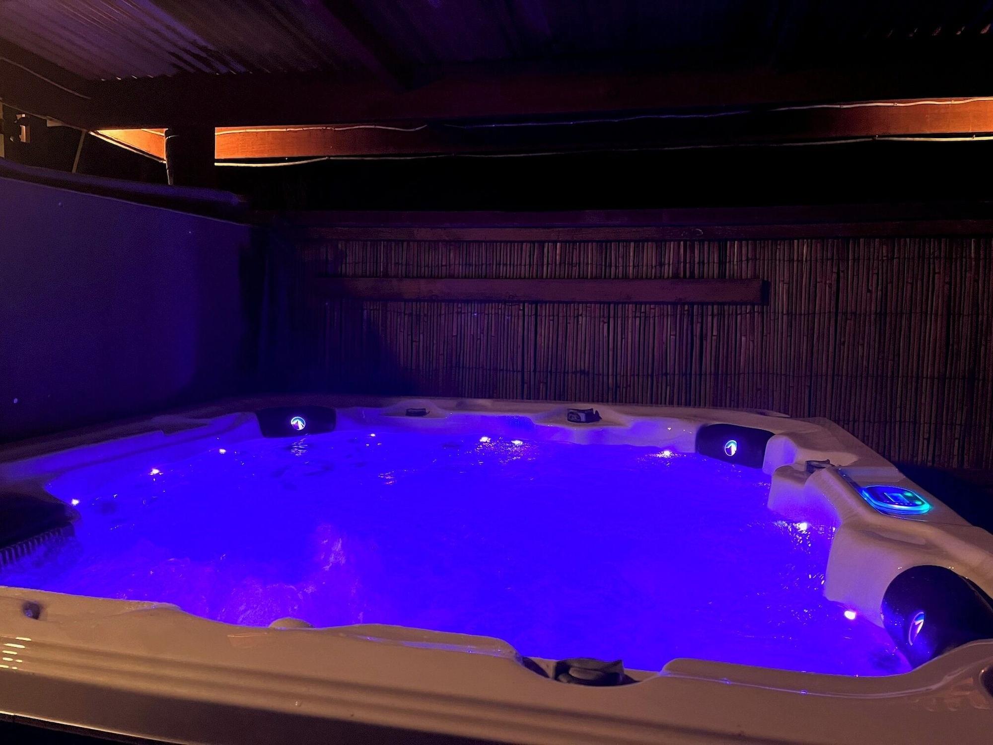 Spa Global Village Backpackers