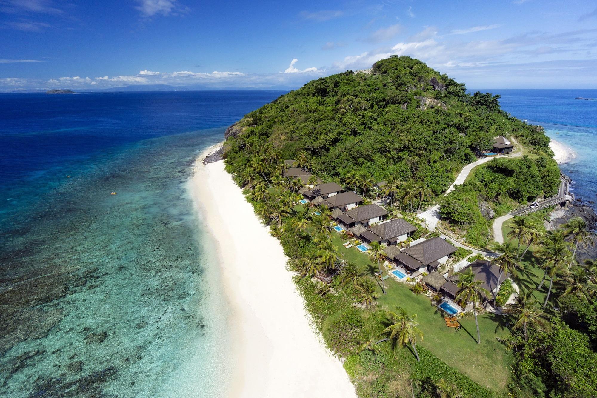 Playa Matamanoa Island Resort