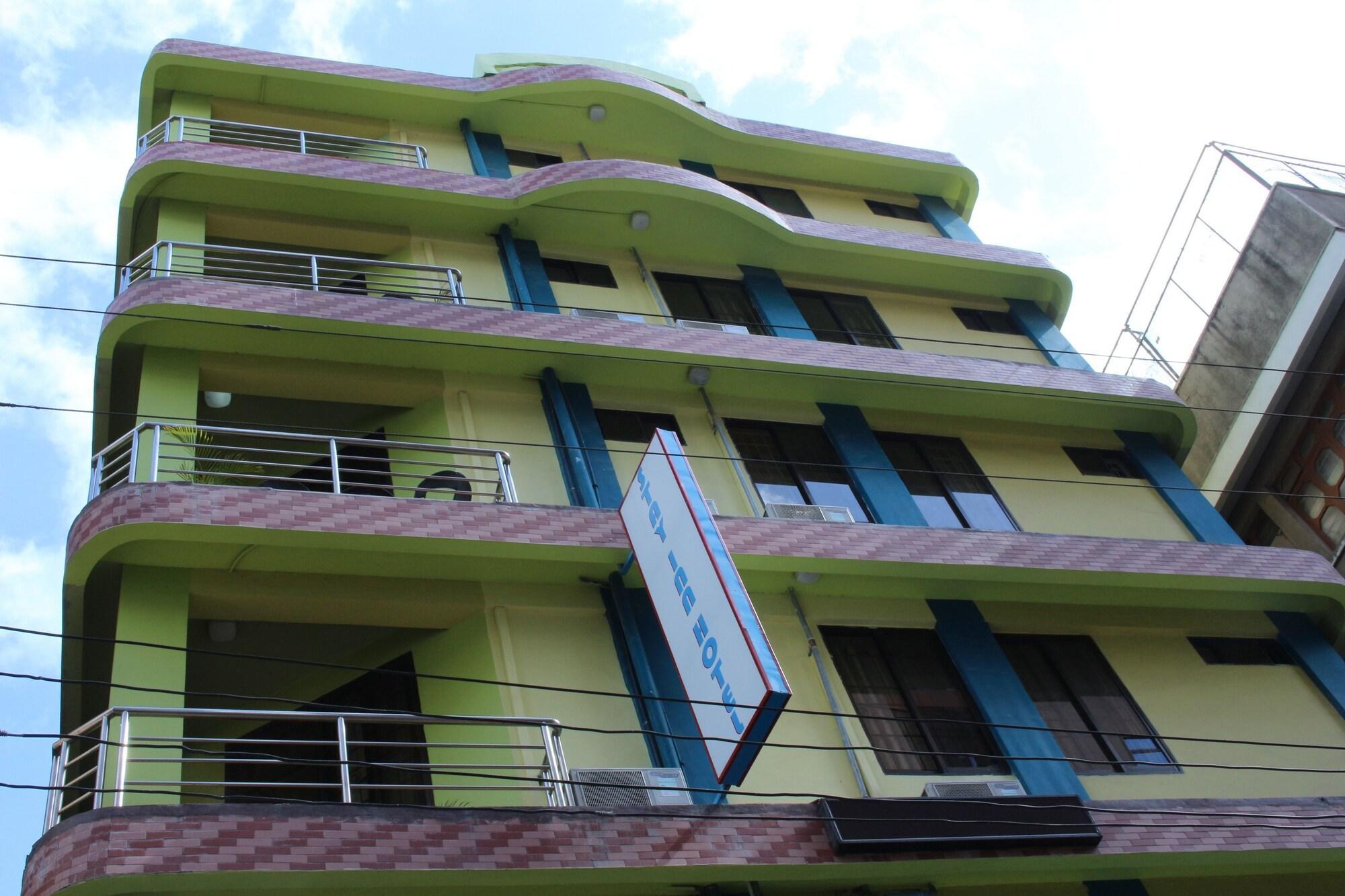 Varios Stay Inn Hotel