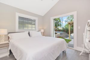 Alquiler Vacacional - NEW! Next to Las Olas - Heated Pool - 5BR