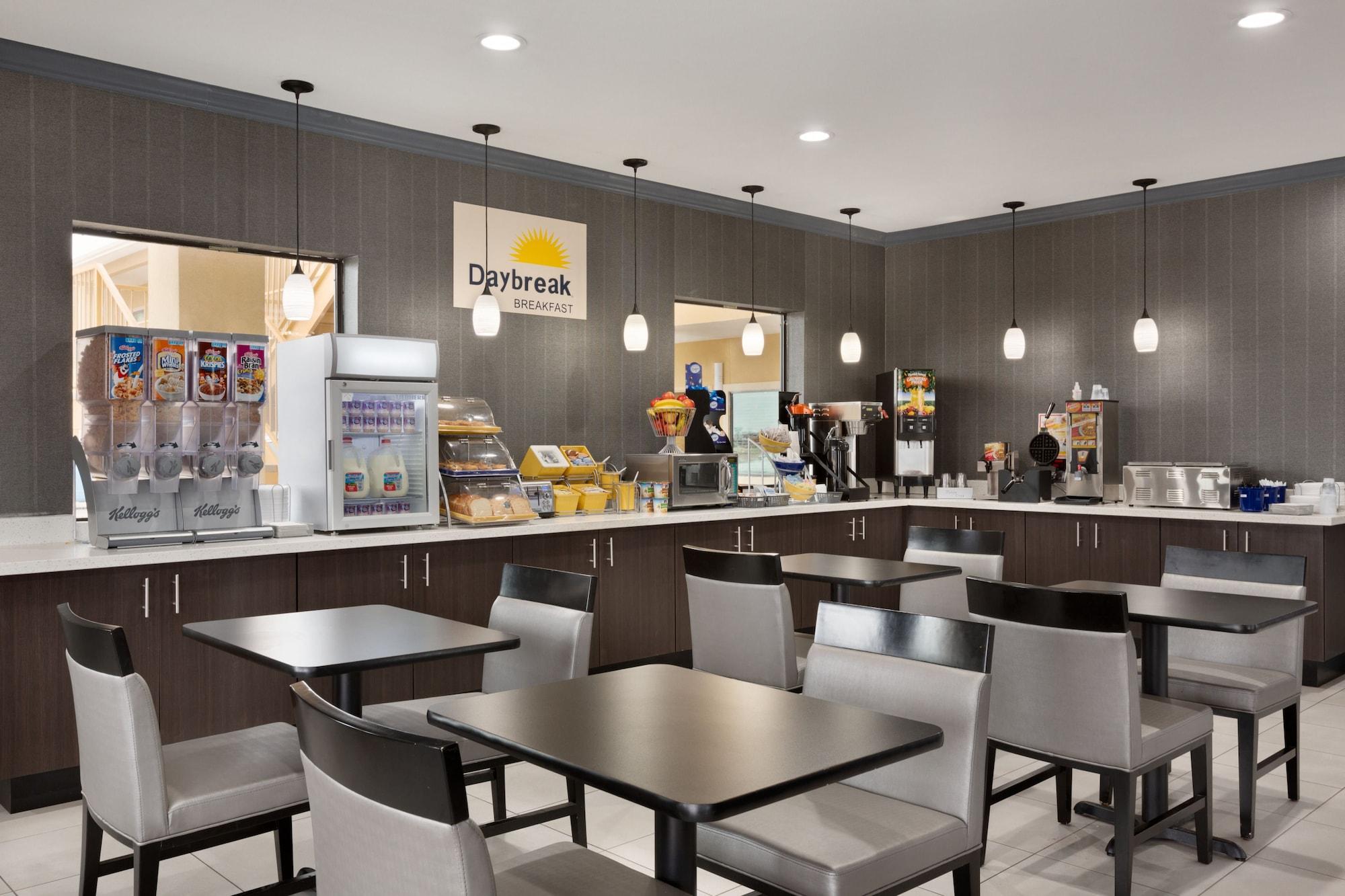 Restaurant Days Inn by Wyndham Odessa