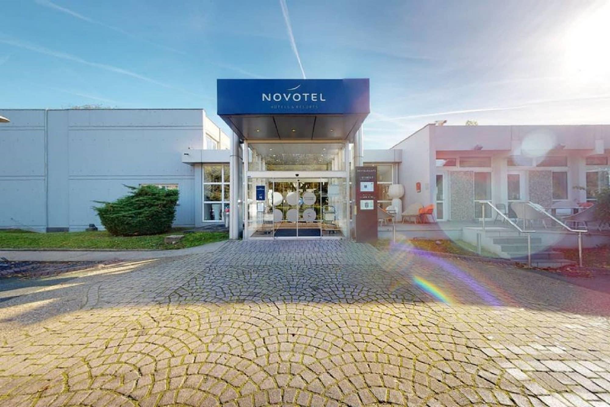 Vista Exterior Novotel Evry Courcouronnes