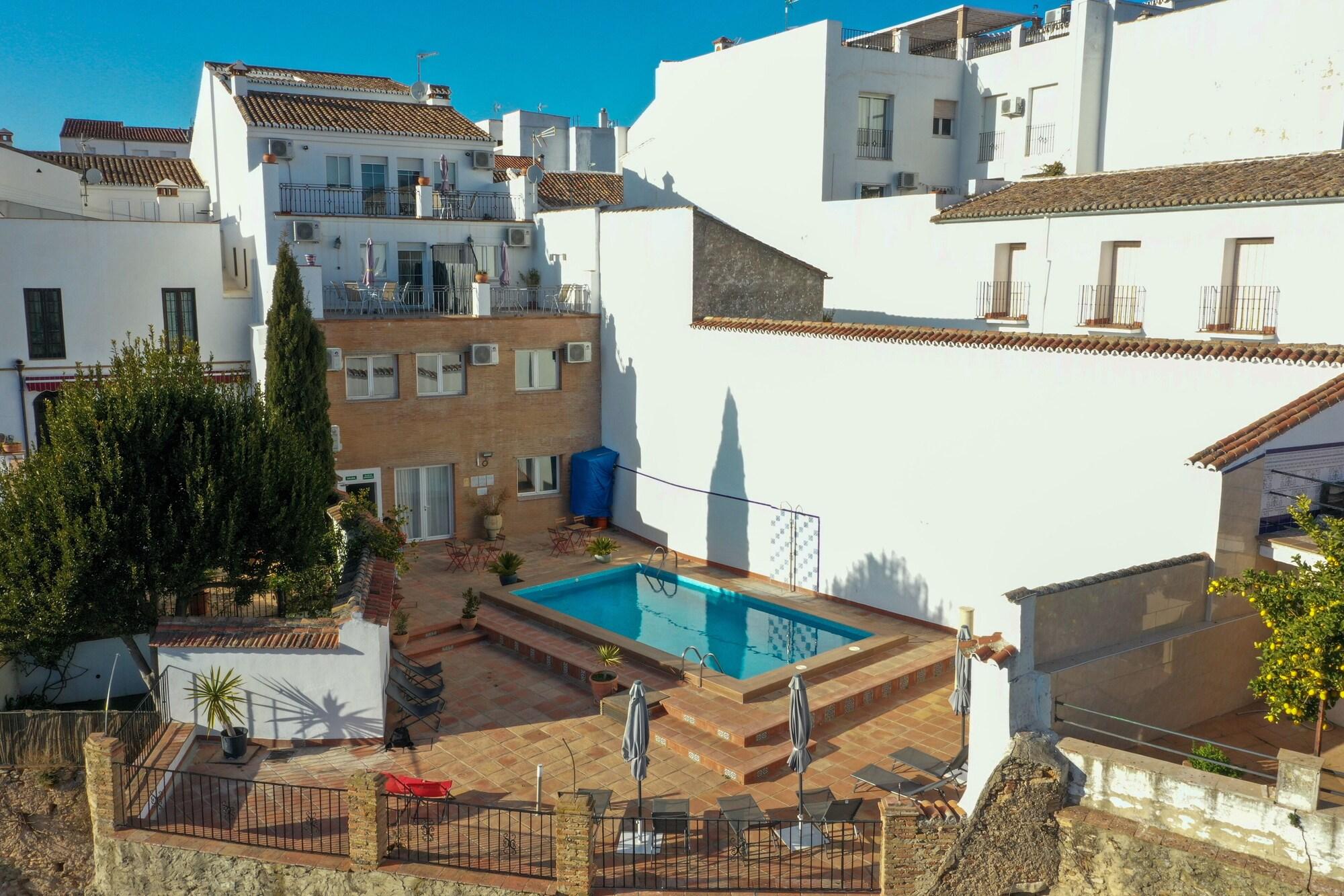 Vista Exterior Apartamentos Avanel