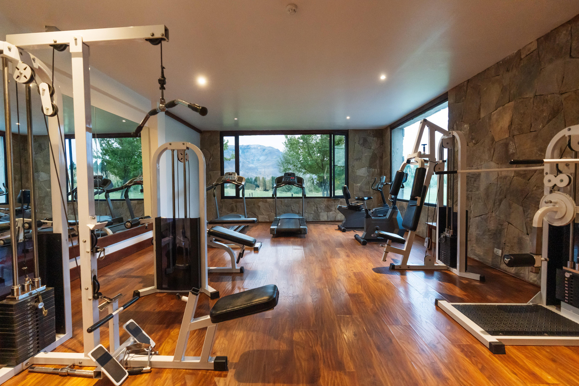 Gimnasio Loi Suites Chapelco Hotel